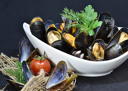 cooked clam beside tomato thumbnail