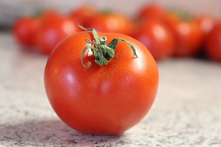 orange tomato thumbnail