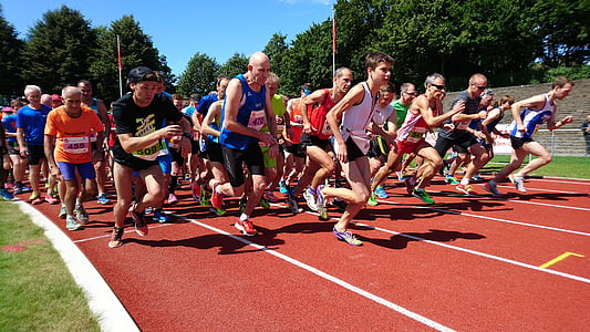 people on marathon thumbnail