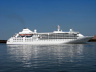 white cruise ship thumbnail