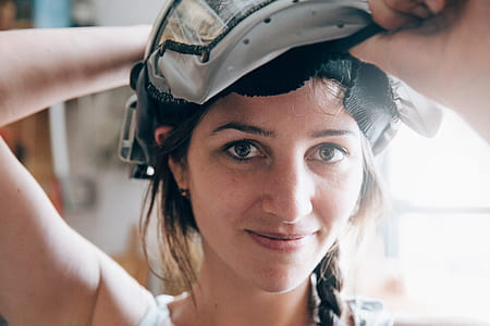 woman removing face mask thumbnail