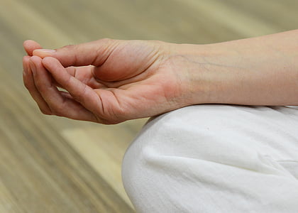right human hand thumbnail