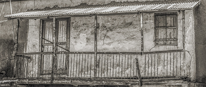 grayscale photo of house thumbnail