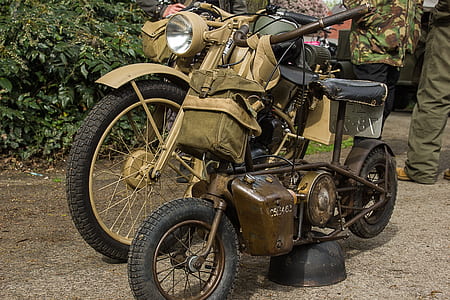 black and brown monkey bike thumbnail