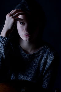 woman wearing heather gray sweter thumbnail