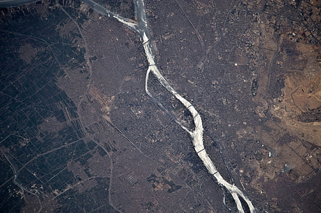 Aerial view of the Nile flowing through Cairo, Egypt thumbnail