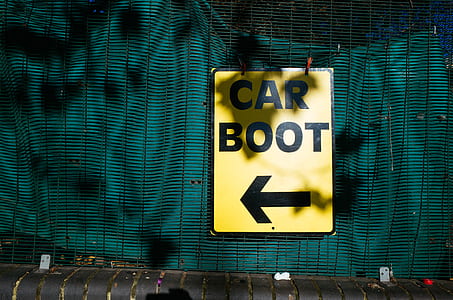 car boot arrow left signage thumbnail