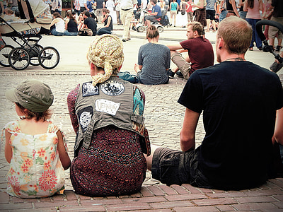 woman sitting beside man thumbnail