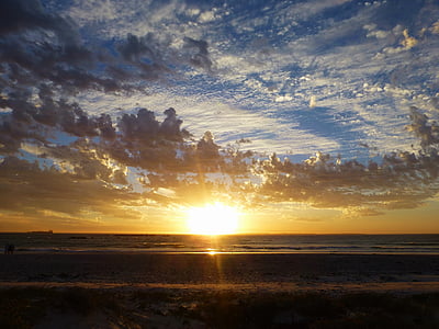 sunset over the horizon thumbnail