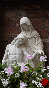 Jesus and Mary statue thumbnail