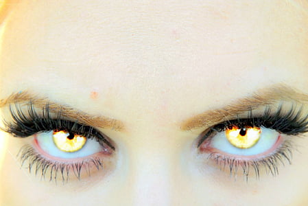 person's eye thumbnail