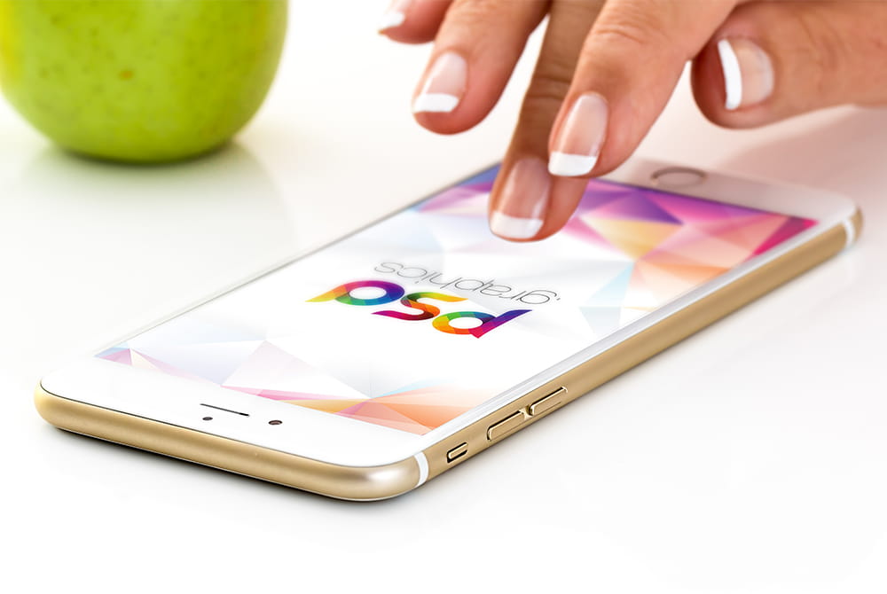 Gold iPhone 7 Plus Mockup Free PSD psd file