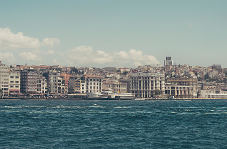 City waterfront thumbnail
