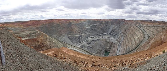 Gold-Construction, Australia thumbnail