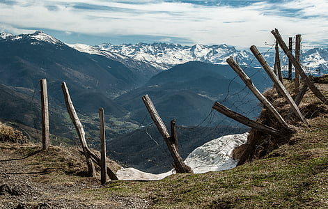 landscape photography of mountain thumbnail