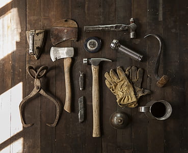 claw hammer and hatchet thumbnail
