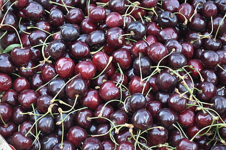 red cherry fruit lot thumbnail