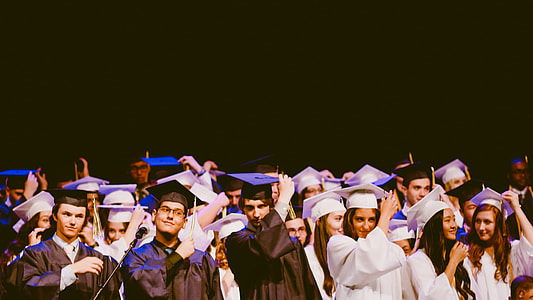 graduating students thumbnail