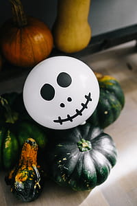 Pumpkins & Halloween thumbnail