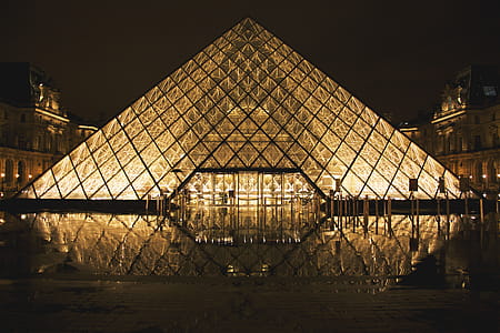 Louvre in Paris thumbnail
