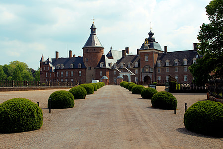 photography of brown concrete mansion thumbnail
