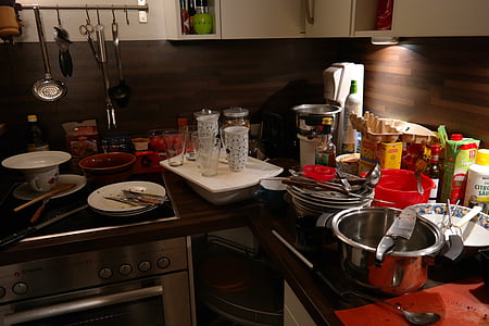 stainless steel bowl and dinnerware set thumbnail