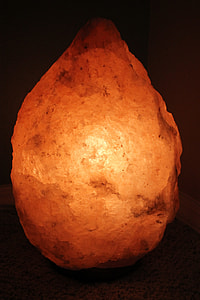 turned-on Himalayan salt lamp thumbnail