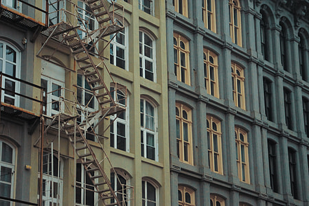 building with fire escape ladder thumbnail