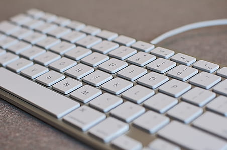 White Computer Keyboard thumbnail