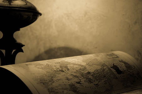 closeup of semi roll map thumbnail