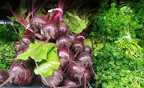 pile of beetroots thumbnail