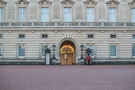 Buckingham Palace, London thumbnail