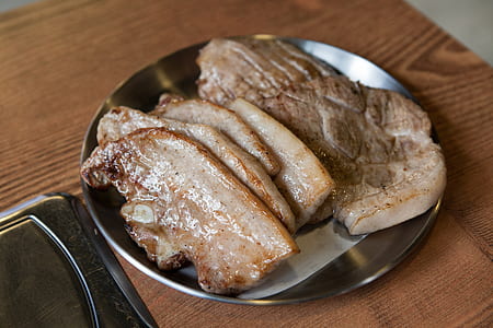 meat on plate thumbnail