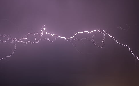 lightning on focus photography thumbnail