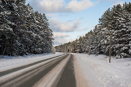 Winter road thumbnail