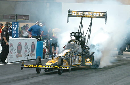 car dragster about to start thumbnail