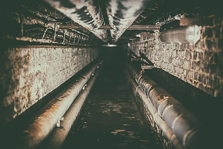 empty hallway thumbnail