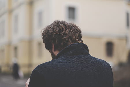 man facing backward thumbnail
