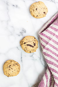 three brown cookies thumbnail