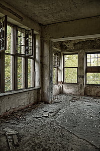 abandoned house thumbnail