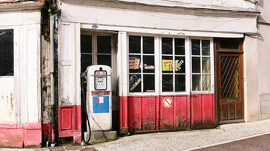 white and red painted store thumbnail