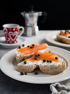 close-up photography of cooked pastry on top of round white ceramic plate thumbnail