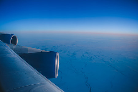 aerial photography of horizon thumbnail