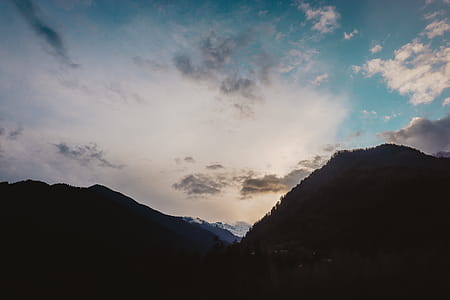 Silhouette Of Mountain thumbnail