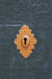 close-up photo of brass-colored key hole thumbnail