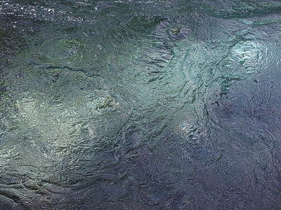 black surface thumbnail