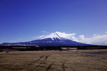 photo of snow-capped mountain thumbnail