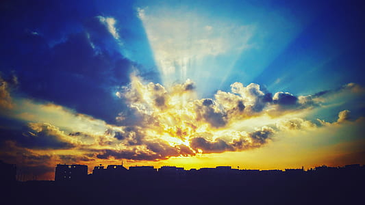 sunlight through clouds thumbnail