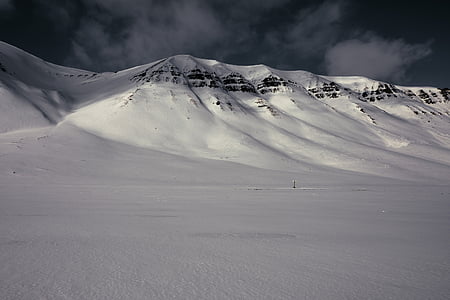 snow covered mountain range thumbnail