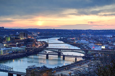 bridge and buildings cityscape thumbnail